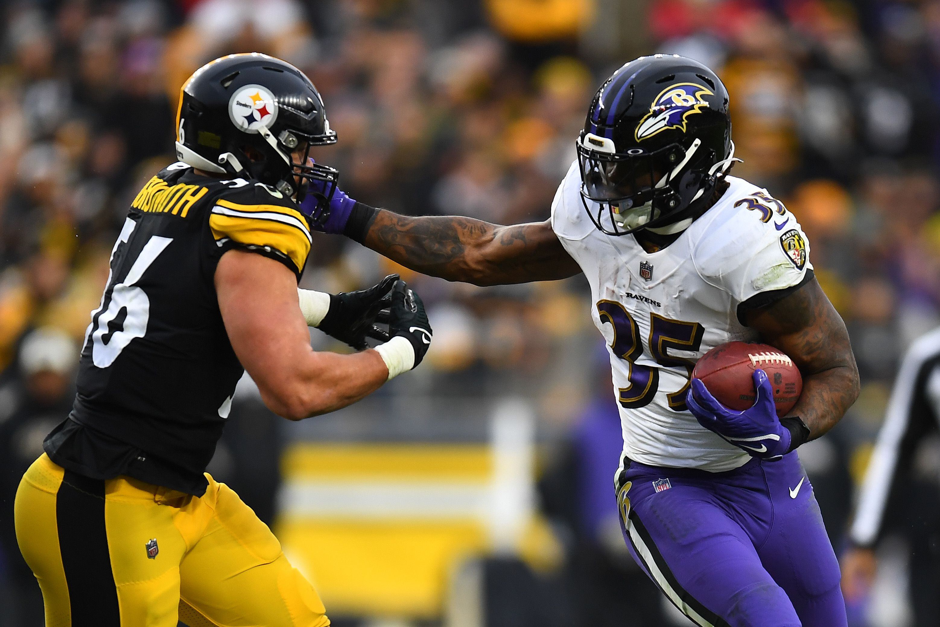 Tyler Huntley Throws TD Pass, Gives Ravens Lead Over Steelers