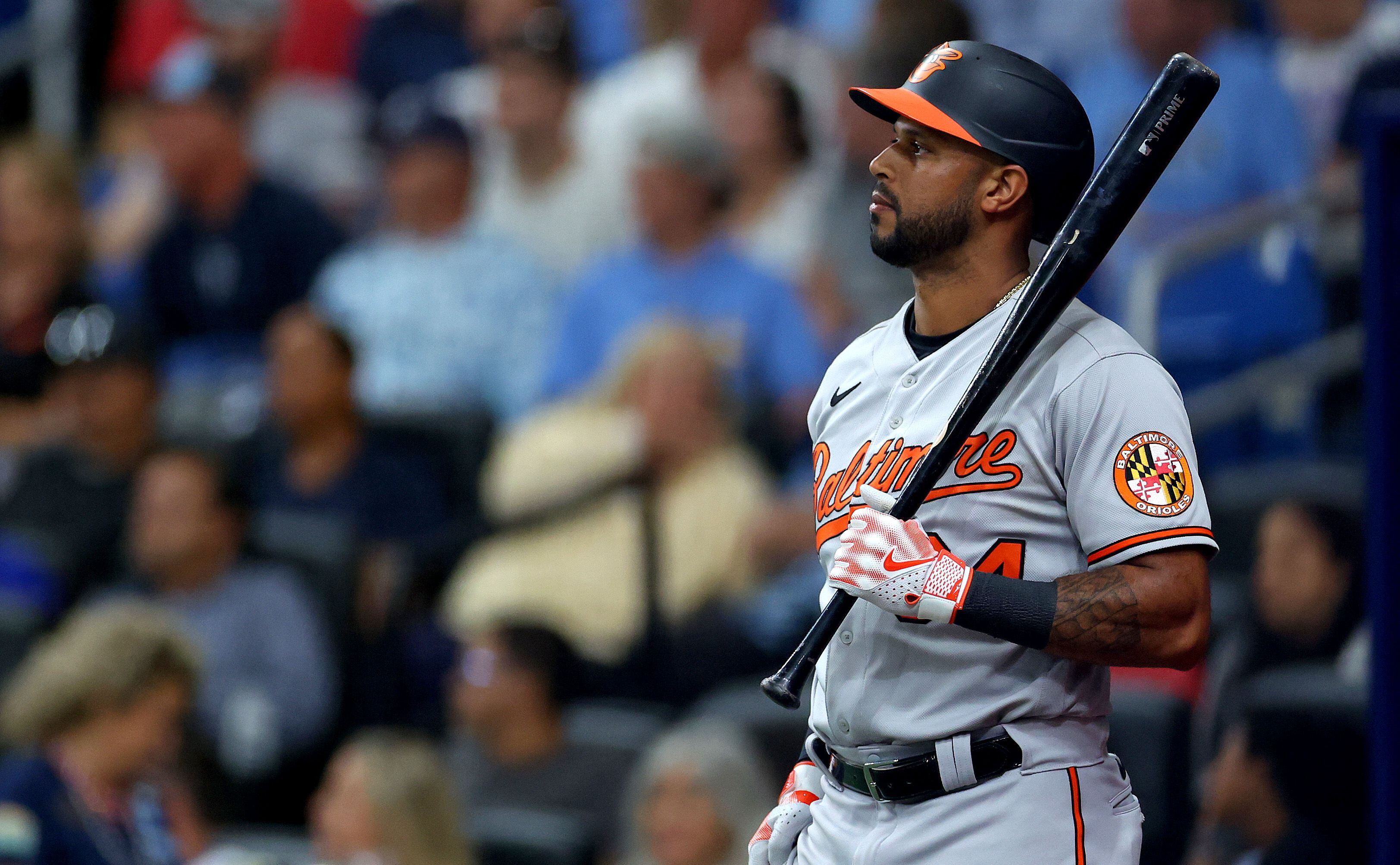 Aaron Hicks thriving early on with Orioles - Camden Chat