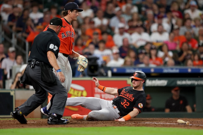 Read more about the article Astros score high-scoring win over Orioles with 9-run inning